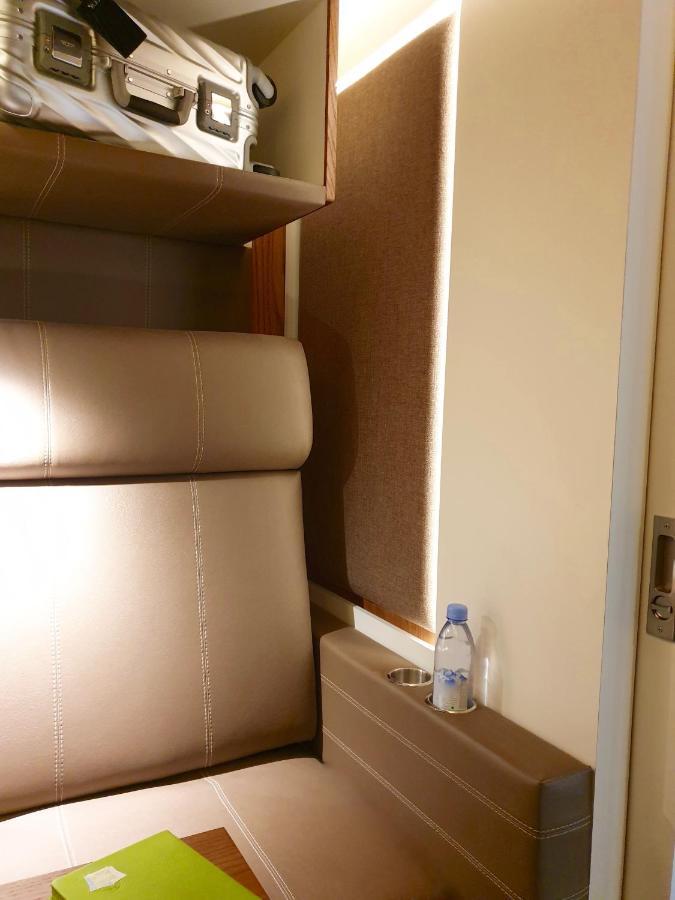 Sleep 'N Fly Sleep Lounge, B-Gates Terminal 3 - Transit Only Hotel Dubai Exterior photo